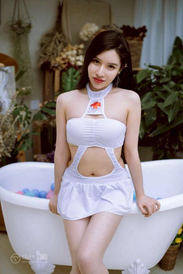 五十路大垂乳时越芙美江